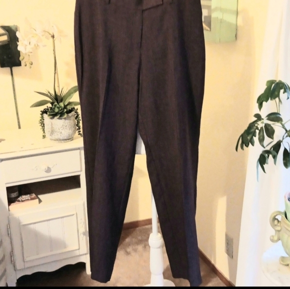 NWT. Courtenay Two Piece Brown Suit. - Picture 7 of 15